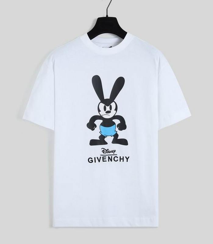 GIVENCHY Men's T-shirts 204